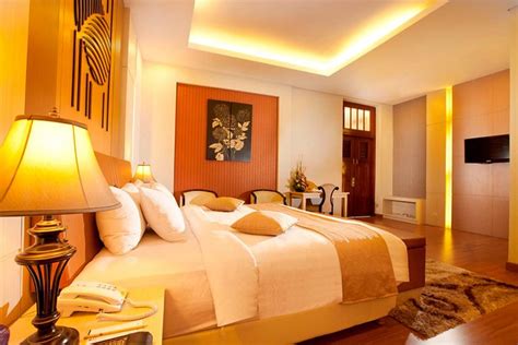 GRAND INNA MALIOBORO (Yogyakarta Region) - Hotel Reviews & Photos ...