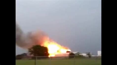 Deadly fertilizer plant blast devastates Texas town | FOX6 Milwaukee