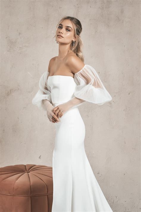 Pleated Wedding Dresses, Crepe Wedding Dress, Celebrity Wedding Dresses, Sleeve Wedding Dress ...