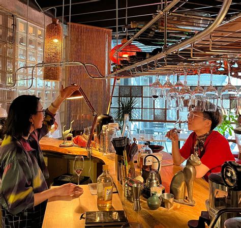 The Eaves: Vietnamese Bar & Restaurant | Union Square, Somerville [01 ...