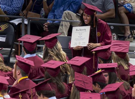 Members of the ‘unstoppable’ Class of 2022 close a chapter in their ...