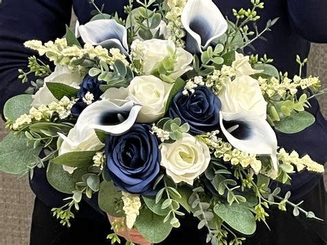 Navy Blue and White Wedding Flowers, Navy Blue and White Bridal Bouquet ...