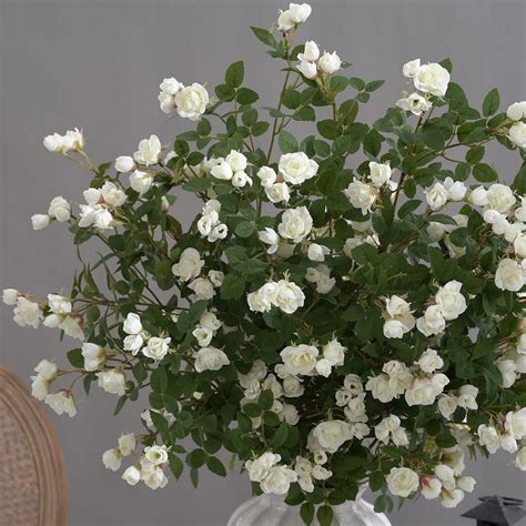 siubich Faux Flowers, Artificial Silk Roses in Vase,Table Centerpieces ...