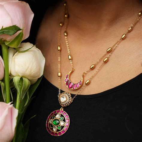 Shop Minimal Necklace for Women Online Starting @ ₹1,650