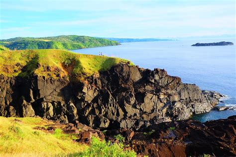 A Day Trip to Binurong Point, Catanduanes - From The Highest Peak to The Deepest Sea