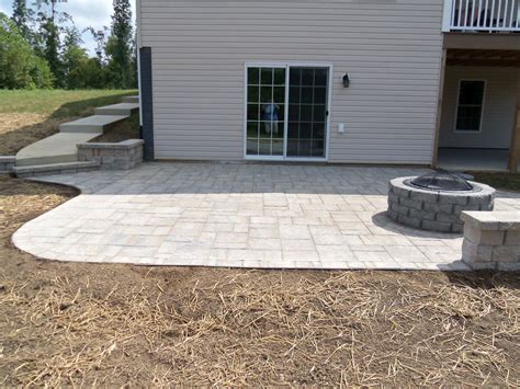 simple-concrete-patio-design-ideas-unique-patio-paver-design-ideas-full ...