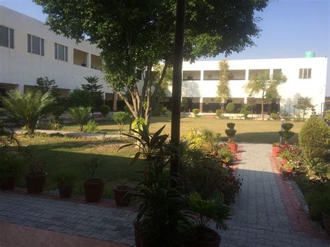 Dasmesh Public Sen. Sec. School