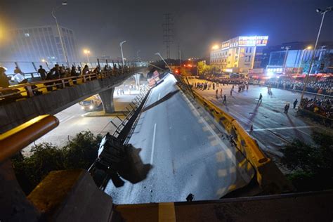 无锡高架桥侧翻事故致3人死亡 - 中国日报网