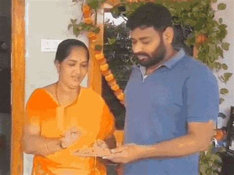 O Bap Ray... Now the Prasad of Siddhivinayak temple is questioned!