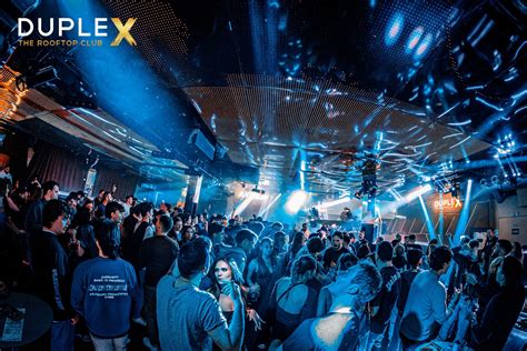 Die 10 besten Clubs in Prag für eine unvergessliche Nacht🪩 🕺💃