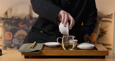 6 Home Remedies To Tackle Cavity Induced Pain In Teeth | OnlyMyHealth