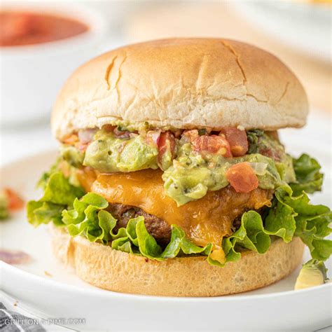 44 Easy Grilled Burger Recipes - grillonadime.com