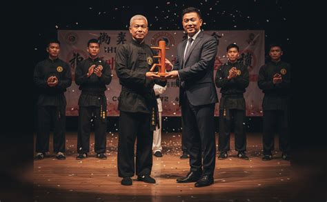 Gulel Sport® Tao Mini Wing Chun Dummy Wooden Collectible, Muk Yan Jong ...