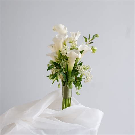 White Calla Lily Bridal Bouquet – Wonderland Botanicals