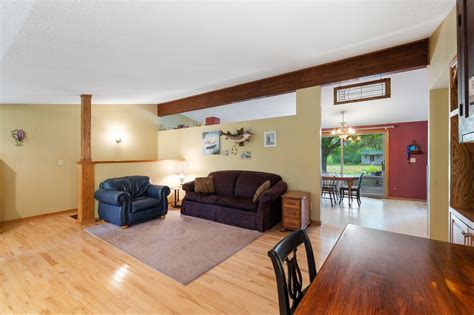 32226 Palm St NW, Cambridge, MN 55008 | Nordy Photography