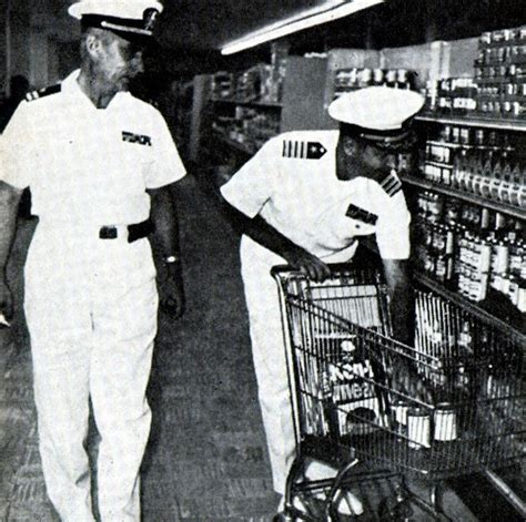 Commissaries in a war zone | Article | The United States Army