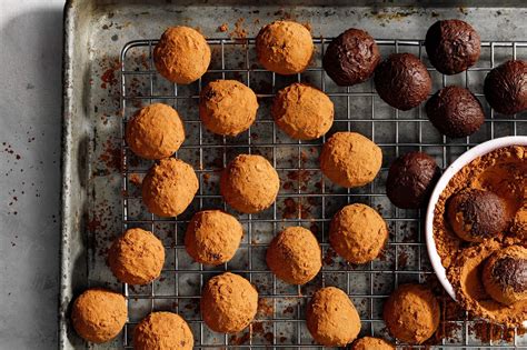 What Is a Chocolate Truffle and How Do You Make Them?