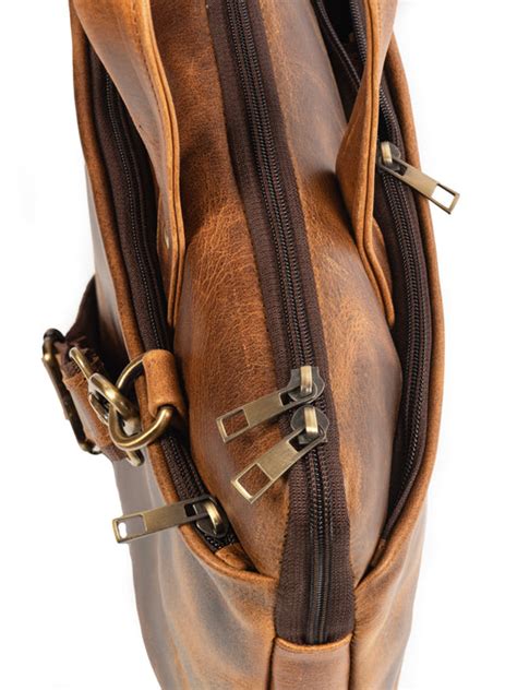 Harbor Laptop Briefcase, Tan — MaheTri