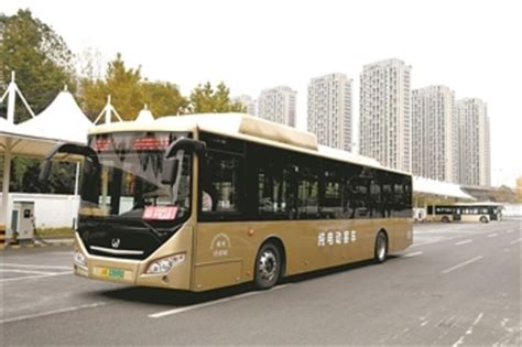 杭州：2500余辆公交车已实现“零排放”-国际在线