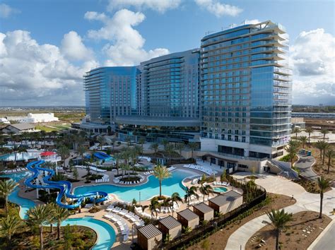 Gaylord Pacific opening helps set record for San Diego hotel ...