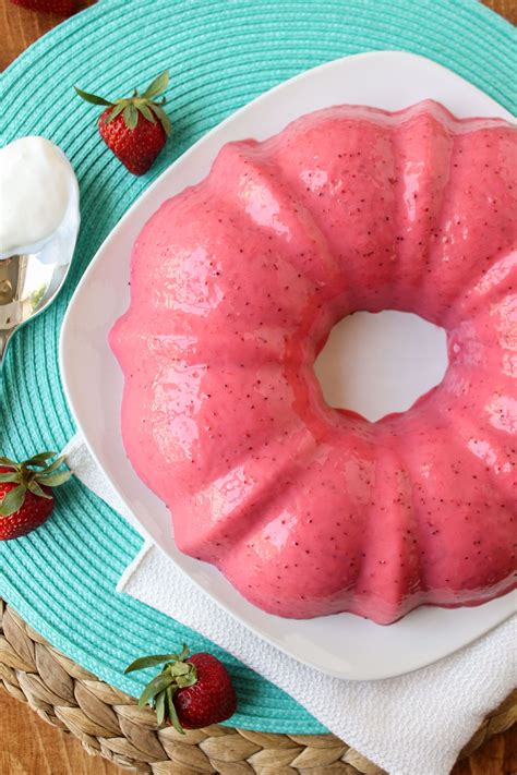 Creamy Strawberry Banana Jello Recipe | Blendtec Giveaway