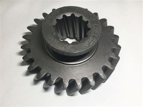 OUTPUT GEAR 2-P-559 - AVAILABILITY: NORMALLY STOCKED ITEM