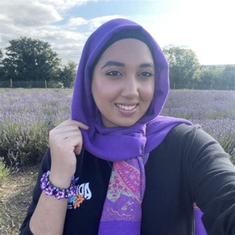 Sharmeen - Maths teacher - ₹2940/h