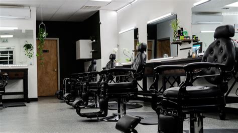Truth Barbershop - Mens Haircuts - Denver, Colorado