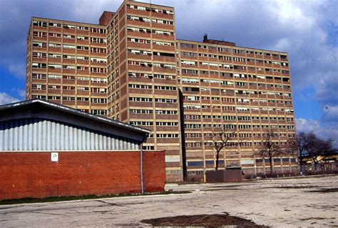 Henry Horner Homes - Chicago Gang History