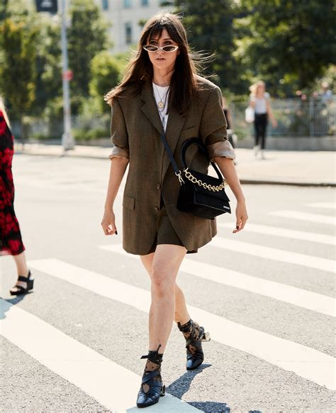 What Is Permanent Press? Your Laundry Settings, Demystified | Who What Wear