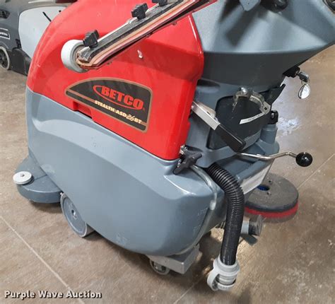 Betco Stealth ASD26BT floor scrubber in Wichita, KS | Item NV9201 sold ...