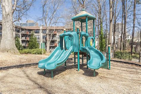 The Strand at Lenox - 3200 Lenox Rd NE - Atlanta, GA | Rent.