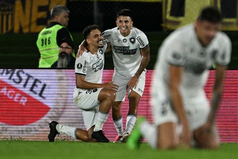 Atlético Mineiro vs. Botafogo chocan en la final de la Copa ...