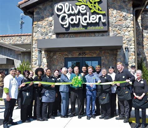 Olive Garden opens on Rainbow Drive - Gadsden Messenger