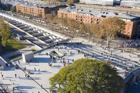 Green, Greener, Greenest Connection - Topos Magazine