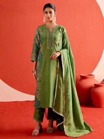 Buy Indian Ethnic Wear | Kurta & Suit Sets for Women