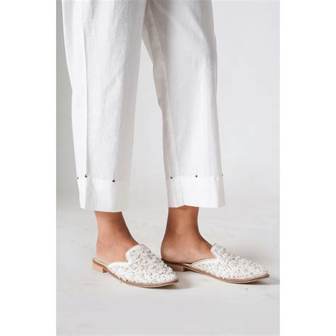 Elegant Women’s Kurtas | Cotton & Ethnic Styles Online – The Good Artisan