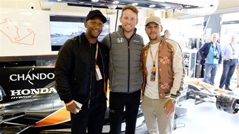 Here's How to Pass Yourself Off As A Famous Influencer - Lifestyle