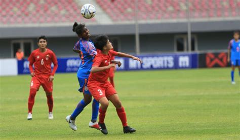 Indian women's football team held by Myanmar 3-3, bows out of Olympic ...