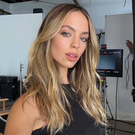 TheCityCeleb | Sophia Isabel Mickelson, a young and renowned individual ...