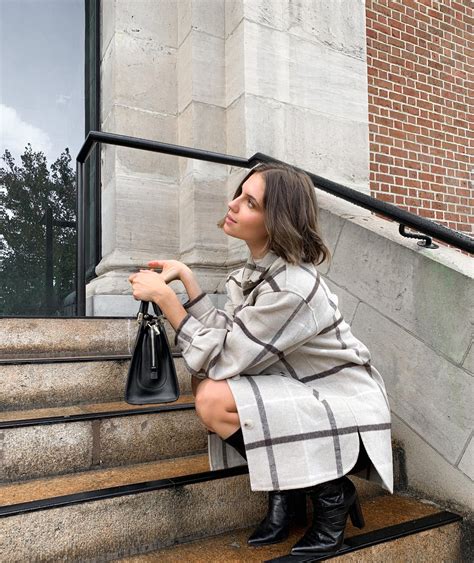 Julia Edwards | A couple of stormy days + a leaking roof has me a bit over this season⛈🙆🏻‍♀️ ...