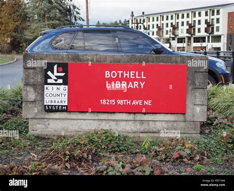 Parking lot of Bothell WA USA library Stock Photo - Alamy