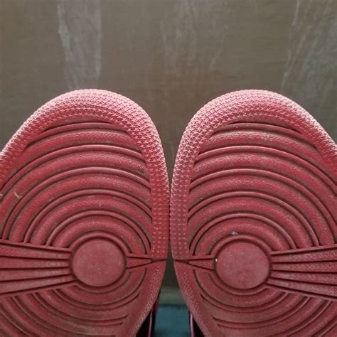 Nike Air Jordan 1 Breds on Carousell