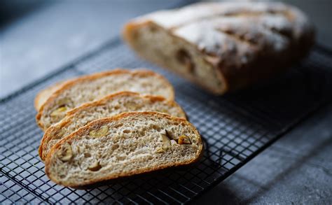 Sourdough Guide: One of the World's Healthiest Breads