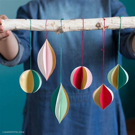 50 DIY Paper Christmas Decorations and Ideas - DIY & Crafts