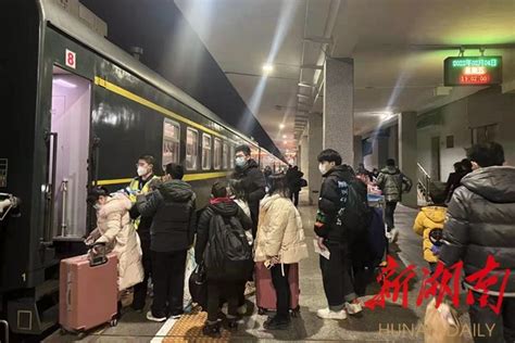 衡阳市人民政府门户网站-元宵节后，衡阳火车站将迎春运最后一波客流高峰
