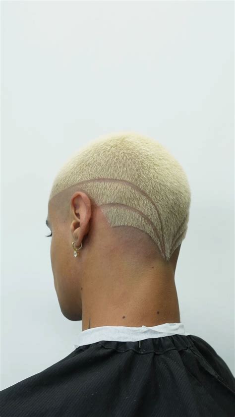 ZEUS | Buzz cut bleach with a little 🤌🏽 Whenever I do these types of ...