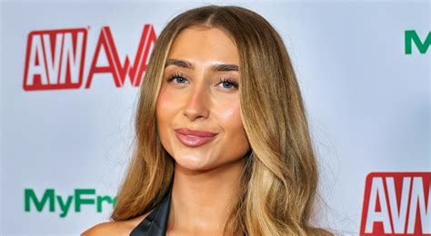 OF Adult Star Lily Phillips Is Now Bedding Elderly Men At Nursing Homes ...