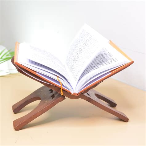 santarms Geeta Stand Wooden Handmade Wooden Book Stand | bhagwat Geeta ...