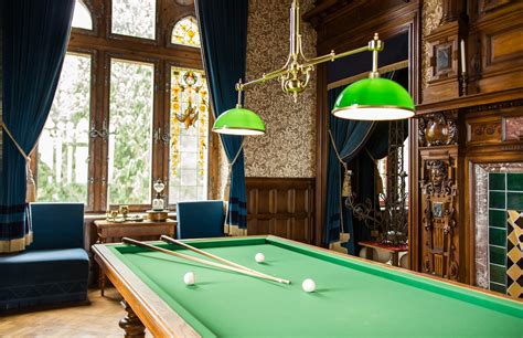 Rug Size Under a Pool Table: Best Rug Size Guide | Rugs Direct